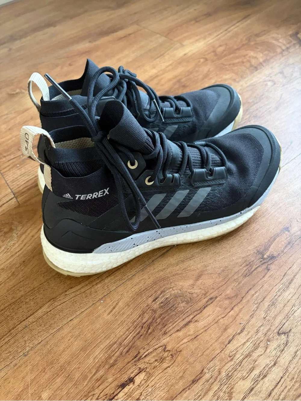 Adidas Terrex Free Hiker aprimeblue Hicking Boots Womens 7.5 Black Savanna